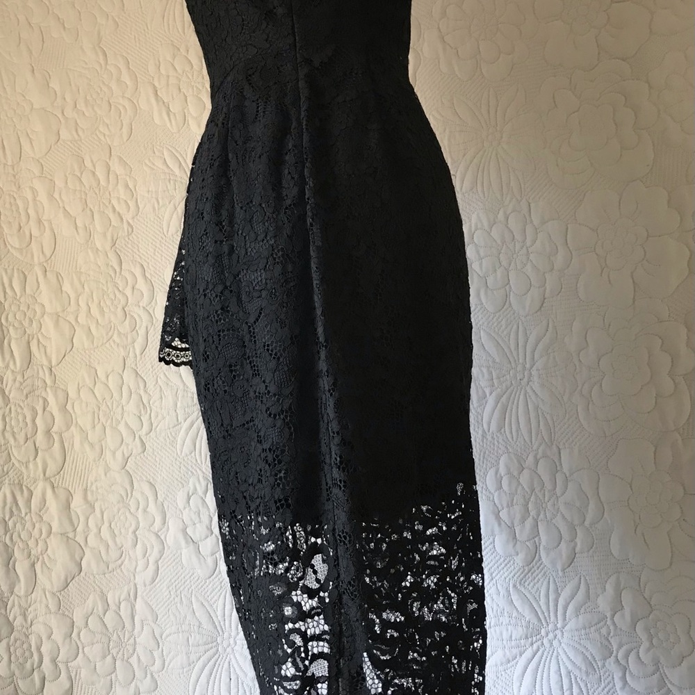 Forever New black lace dress - Picture 7 of 7